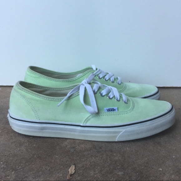 Vans Authentic Light Green Skate Shoes Low Top - Picture 2 of 7